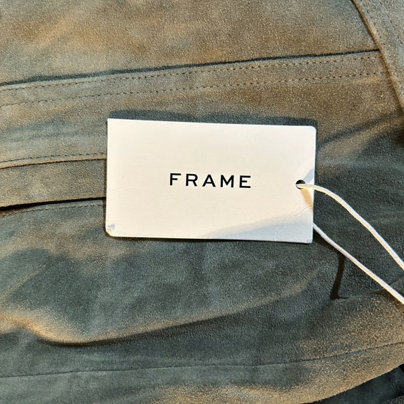 FRAME NWT Modern
Suede Trucker Jacket in Deep Army Sz M - Picture 12 of 12